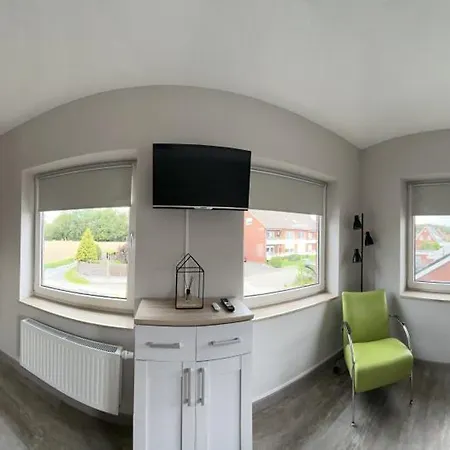 Haus Wijnen アパート